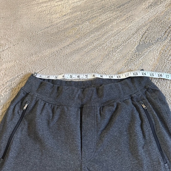 Lululemon Kung Fu gray pull on sweatpants Zipper Pockets Flap Pockets large - Picture 4 of 11